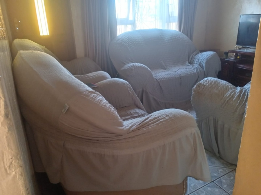 2 Bedroom Property for Sale in Mdantsane Nu 16 Eastern Cape